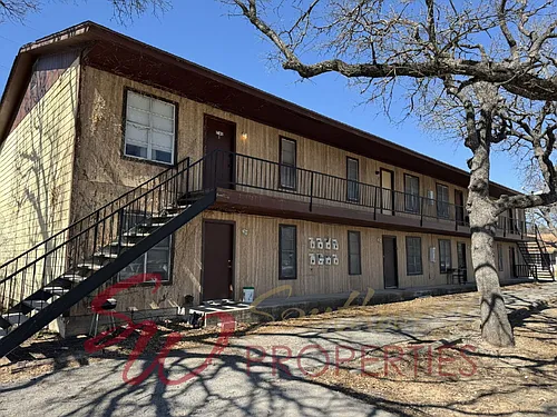 1387 W McNeill St #7 Photo 1
