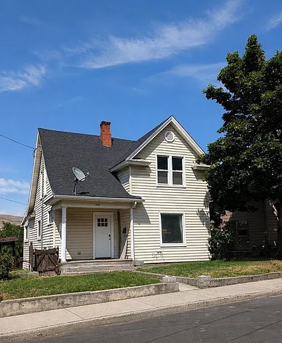 539 Park St Photo 1