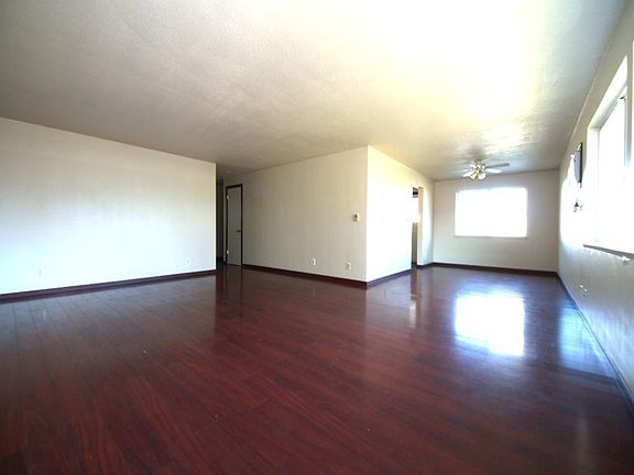 3rd image of 1710 W 6th Ave #B