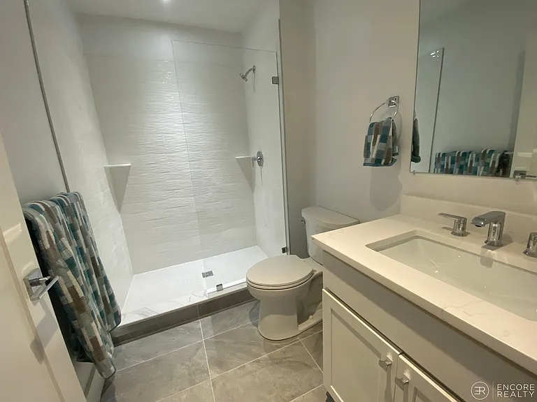 19 Regent Cir #3 — Photo 6