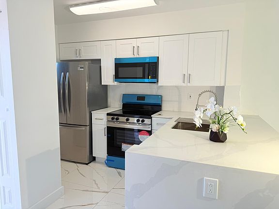 2nd image of 2106 S Cypress Bend Drive #508