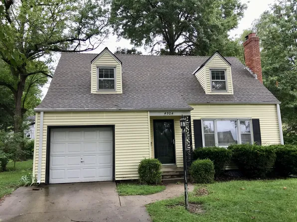4904 W 58th St, Roeland Park, KS 66205