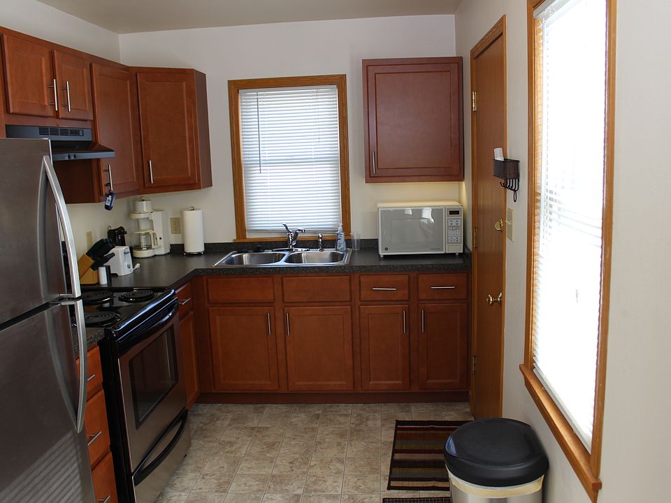1st image of 3310 N Dousman St #4