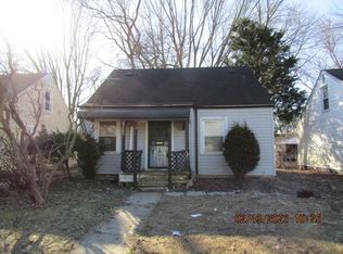 26209 Hopkins St, Inkster, MI 48141