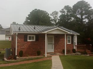 335 New Grants Cir, Sneads Ferry, NC 28460