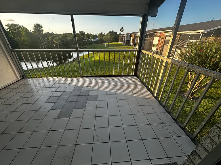 801 W Lancaster Rd #G97 — Photo 20