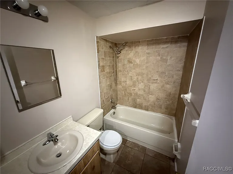 412 Tompkins St #2 — Photo 12