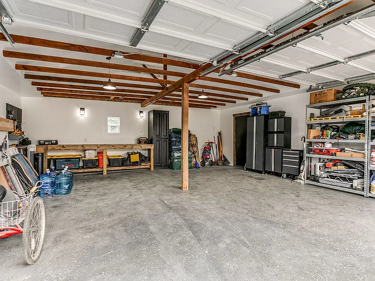1004 Edison Dr — Photo 22