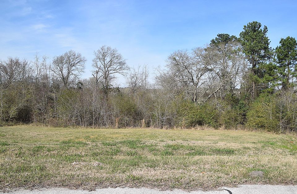 2nd image of 19183 Grandview Poin