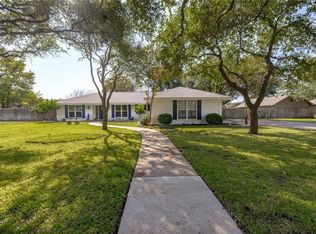 104 Highview Rd, Georgetown, TX 78628