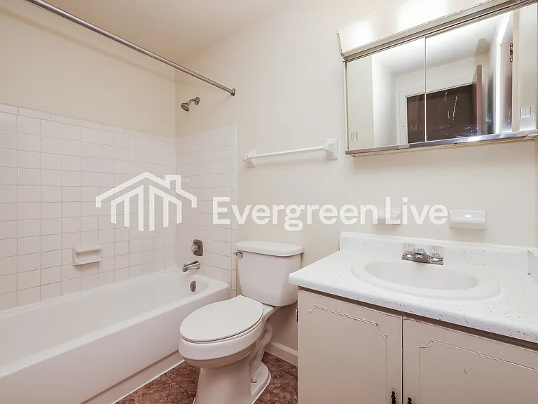 8021 Mount Hood Dr — Photo 12