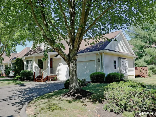 191 Summerfield Gardens #191, Shelton, CT 06484