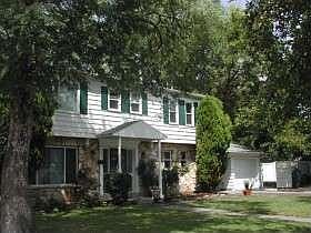 1st image of 1033 Revere Cir