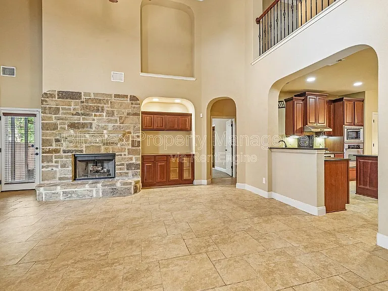 7654 Culebra Valley — Photo 7