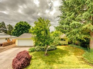 3320 SE Spring Dr, Hillsboro, OR 97123