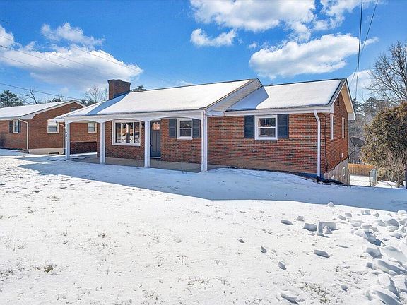 4th image of 1631 Eanes Rd