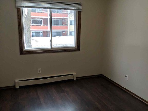 5th image of 8316 Zane Ave N #206