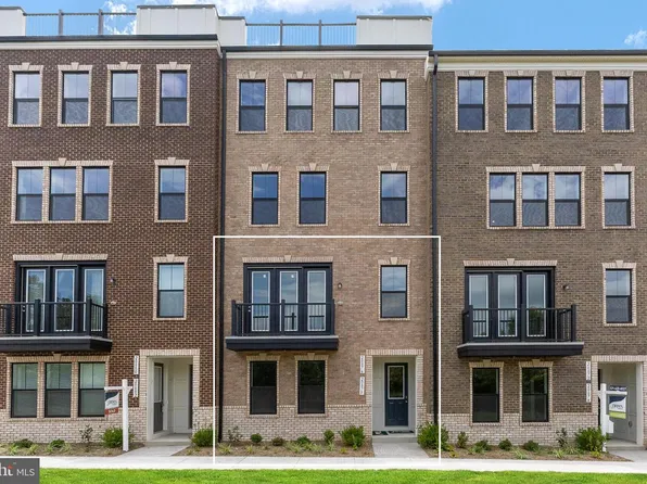 20878 Murry Falls Ter, Ashburn, VA 20147