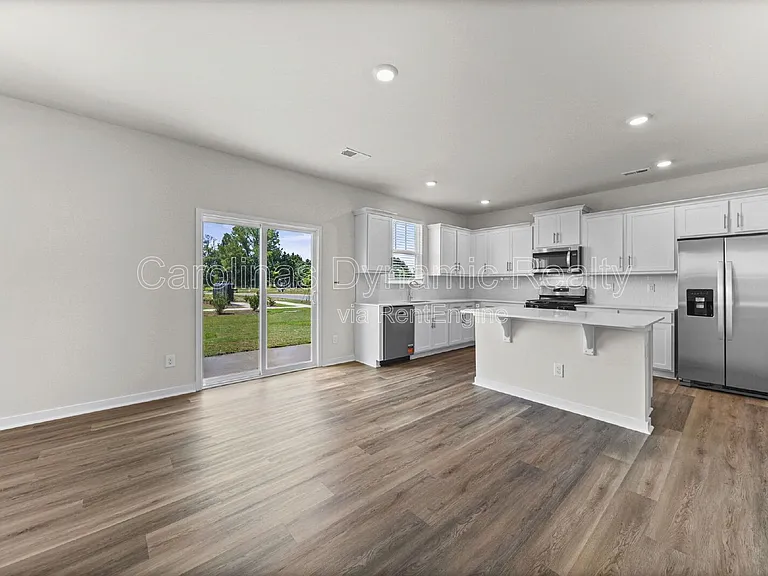500 Blackpool Ct — Photo 7