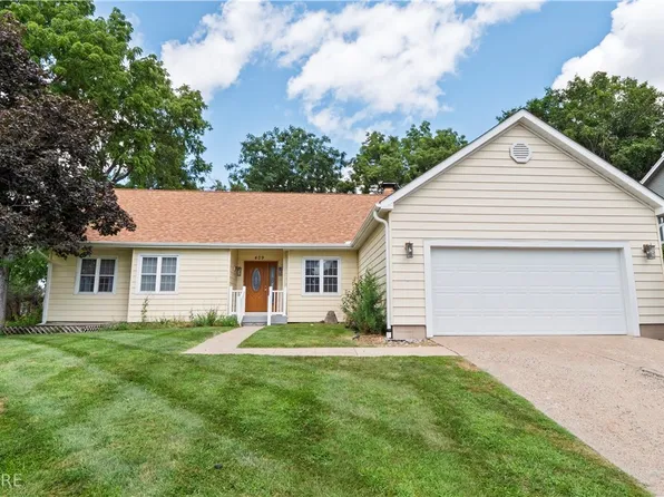 409 7th St NW, Altoona, IA 50009