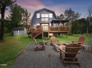 4038 S Fairway Dr, Lake Ariel, PA 18436