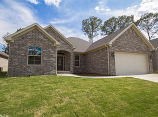 8932 Meadow Gardens Cir, Sherwood, AR 72120