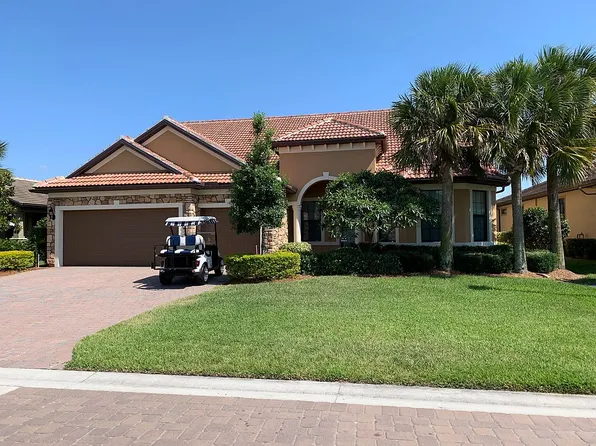 420 SE Bancroft Ct, Port Saint Lucie, FL 34984