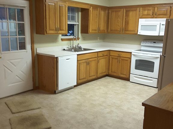 3rd image of 8528 Grandview Ave