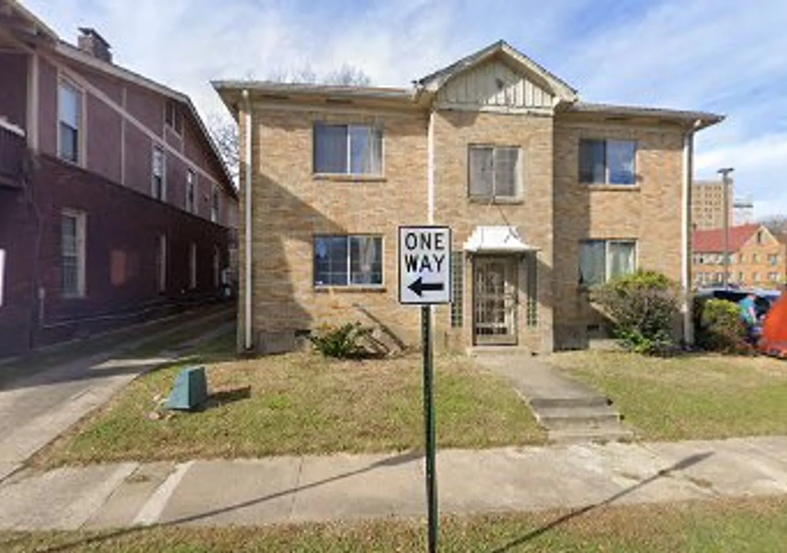 LIT-818 Cumberland Apartments — Photo 2