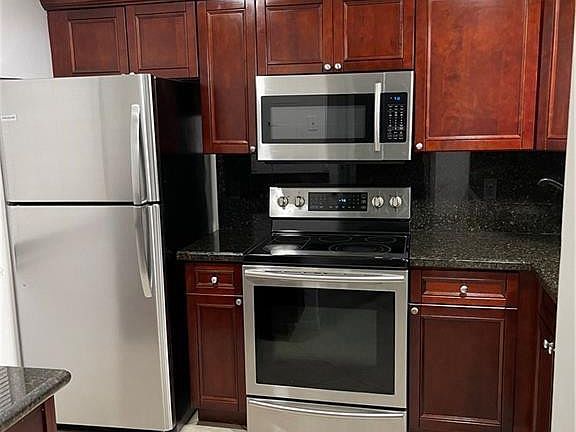 2nd image of 6549 Somerset Dr APT 106