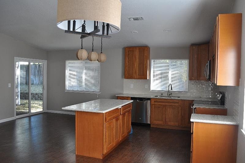 Kitchen & Dinning Room