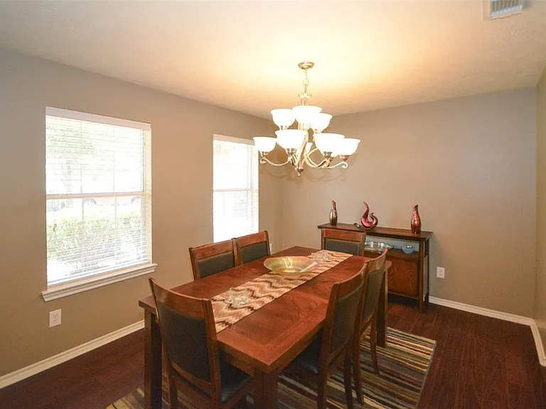 3008 Middletrace Ln — Photo 3