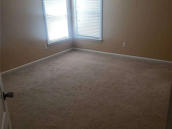 3rd image of 6337 Windy Ridge Way