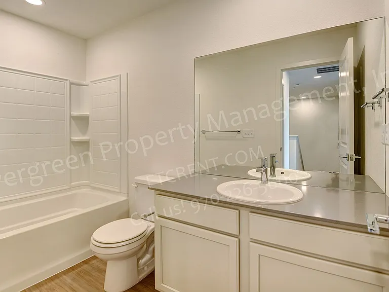 4954 Denys Dr — Photo 27