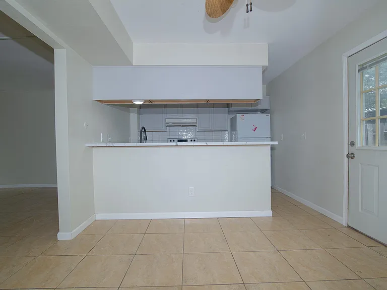 304 S 2nd St #330 — Photo 6