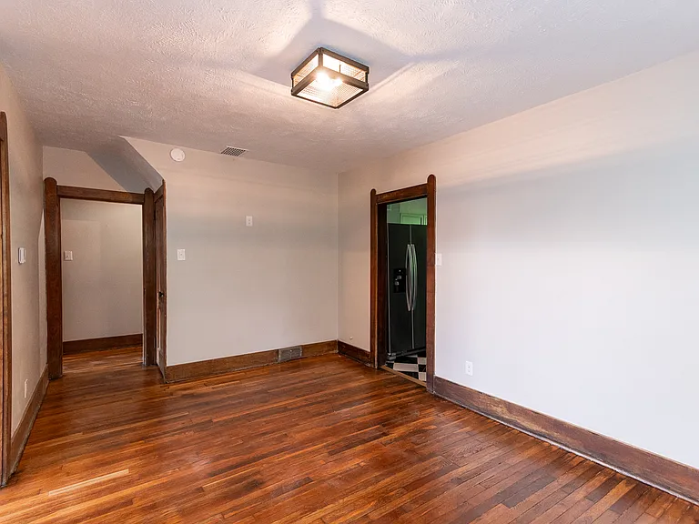 2340 Vodeli St — Photo 7