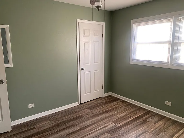 7900 Normandy Ave #2W — Photo 5