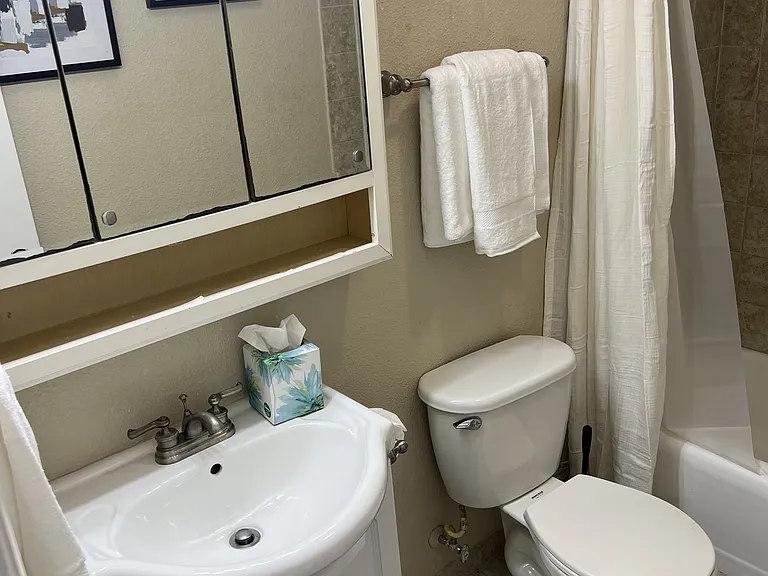 619 S 8th St #2 — Photo 7