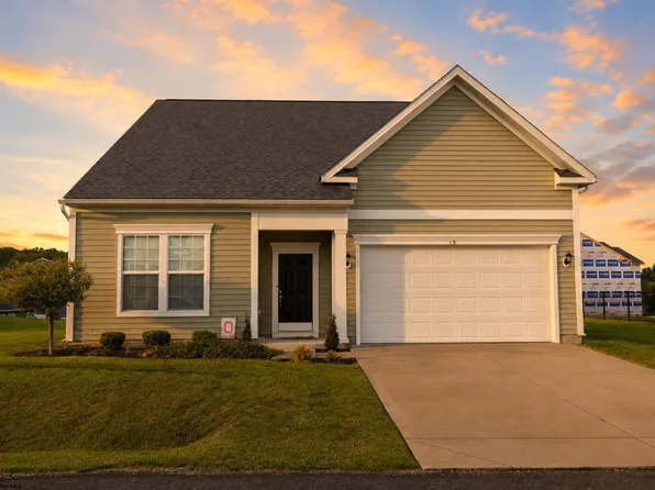 19 High Mountain Dr, Fairmont, WV 26554