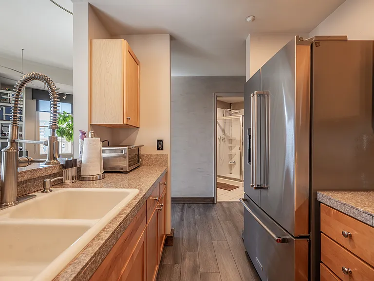 475 W 12th Ave #5A — Photo 40