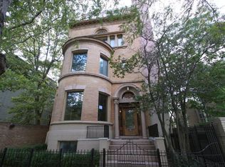 1352 N Lasalle Dr #1352, Chicago, IL
