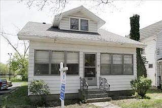 2nd image of 1201 Hays Park Ave