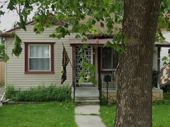 6345 Woodmont Ave