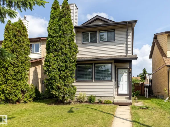 3526 42nd Ave NW, Edmonton, AB T6L 5C8