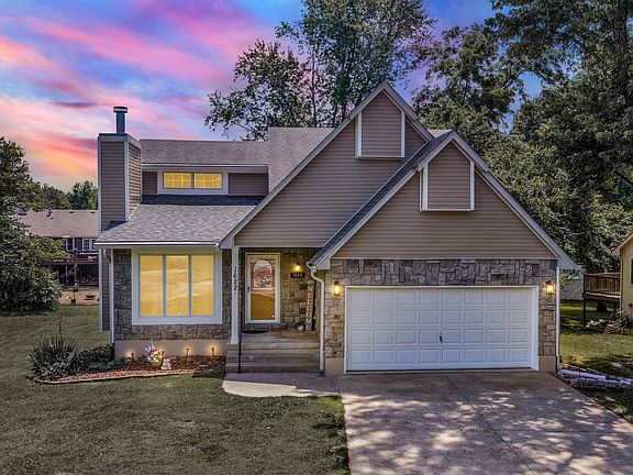4th image of 1622 E Timber Ridge Dr