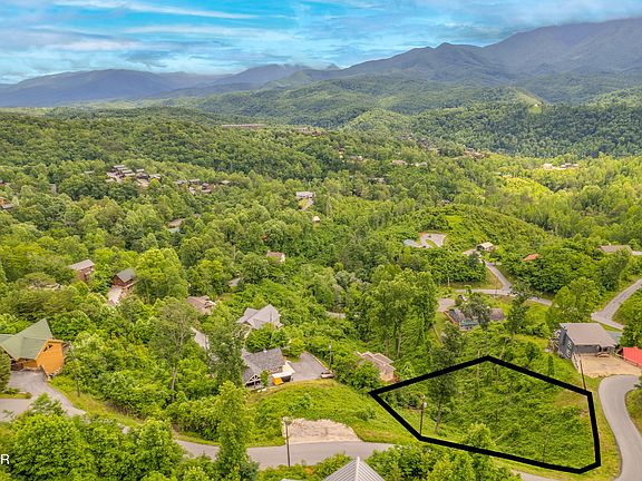 2nd image of 806 Beanstalk Ct Lot 44