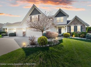 10733 Ireland Dr, Grand Ledge, MI 48837
