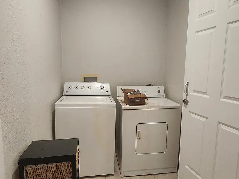 9605 Grady Ln — Photo 12