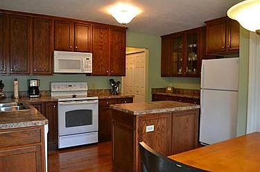 5th image of 712 Russett Meadow Ct