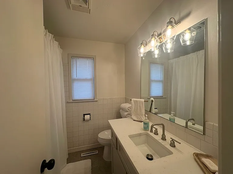 1612 E Frontier Dr — Photo 13